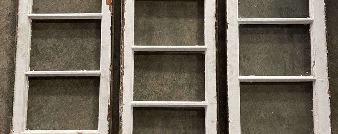 White Shabby Chic - 3 Lite Window