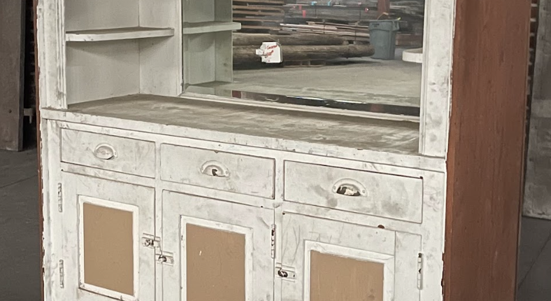 Shelving Cabinet With Mirror